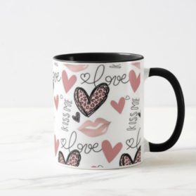 Чашка «Kiss Me & Love»